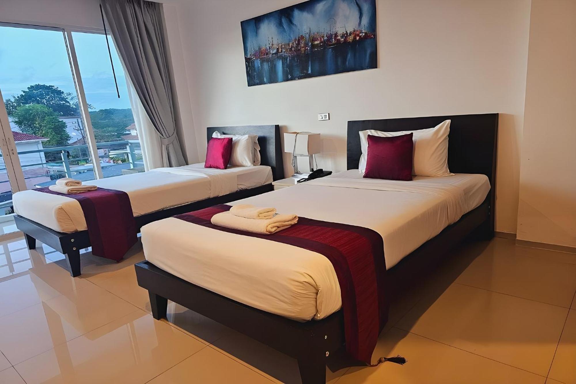 One World One Home Naiharn Hotel Rawai Extérieur photo
