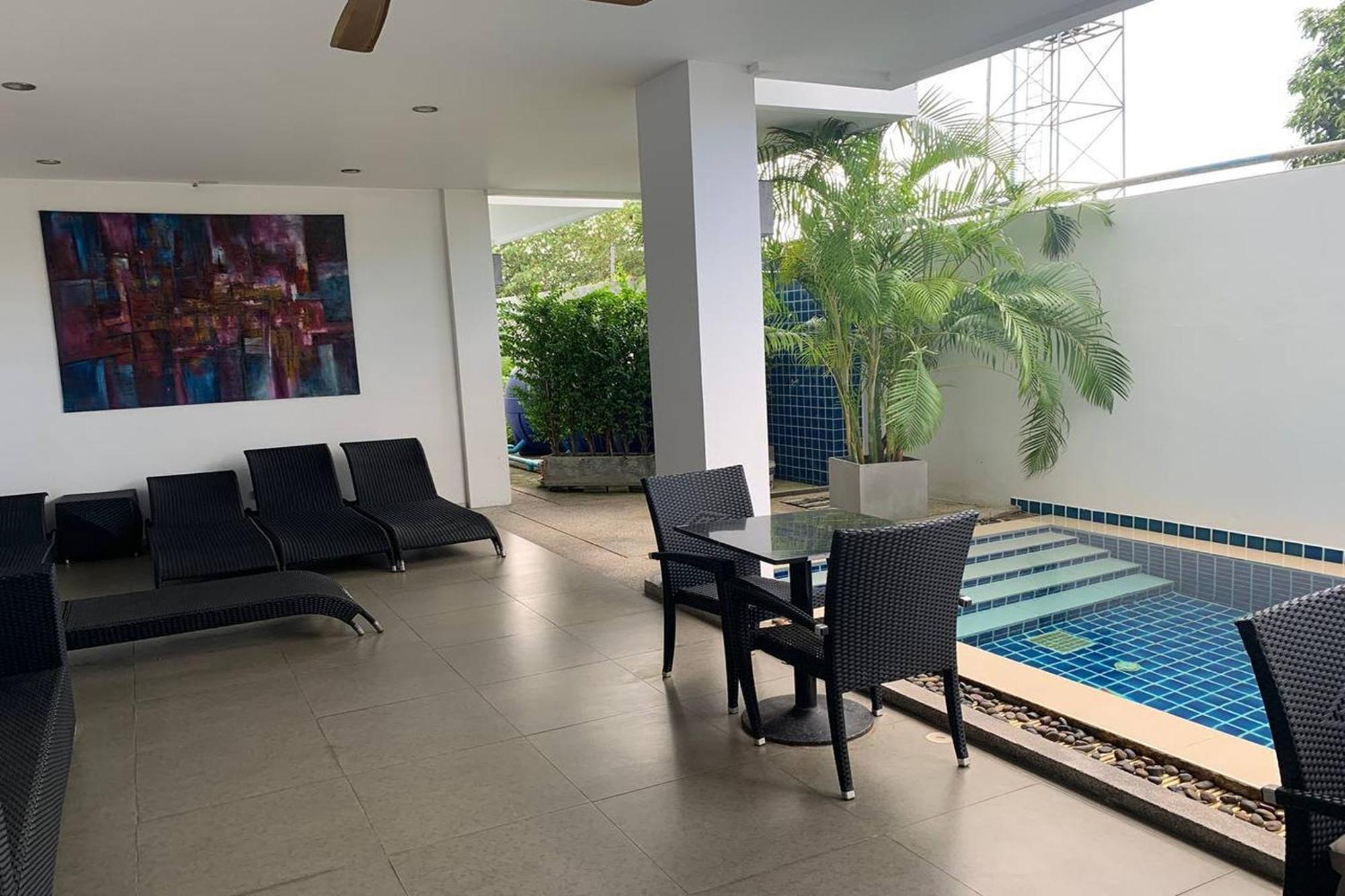 One World One Home Naiharn Hotel Rawai Extérieur photo