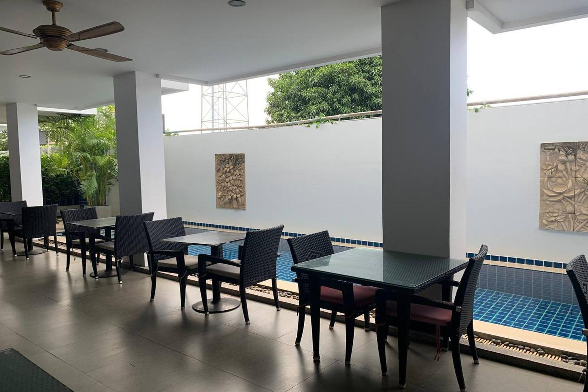 One World One Home Naiharn Hotel Rawai Extérieur photo