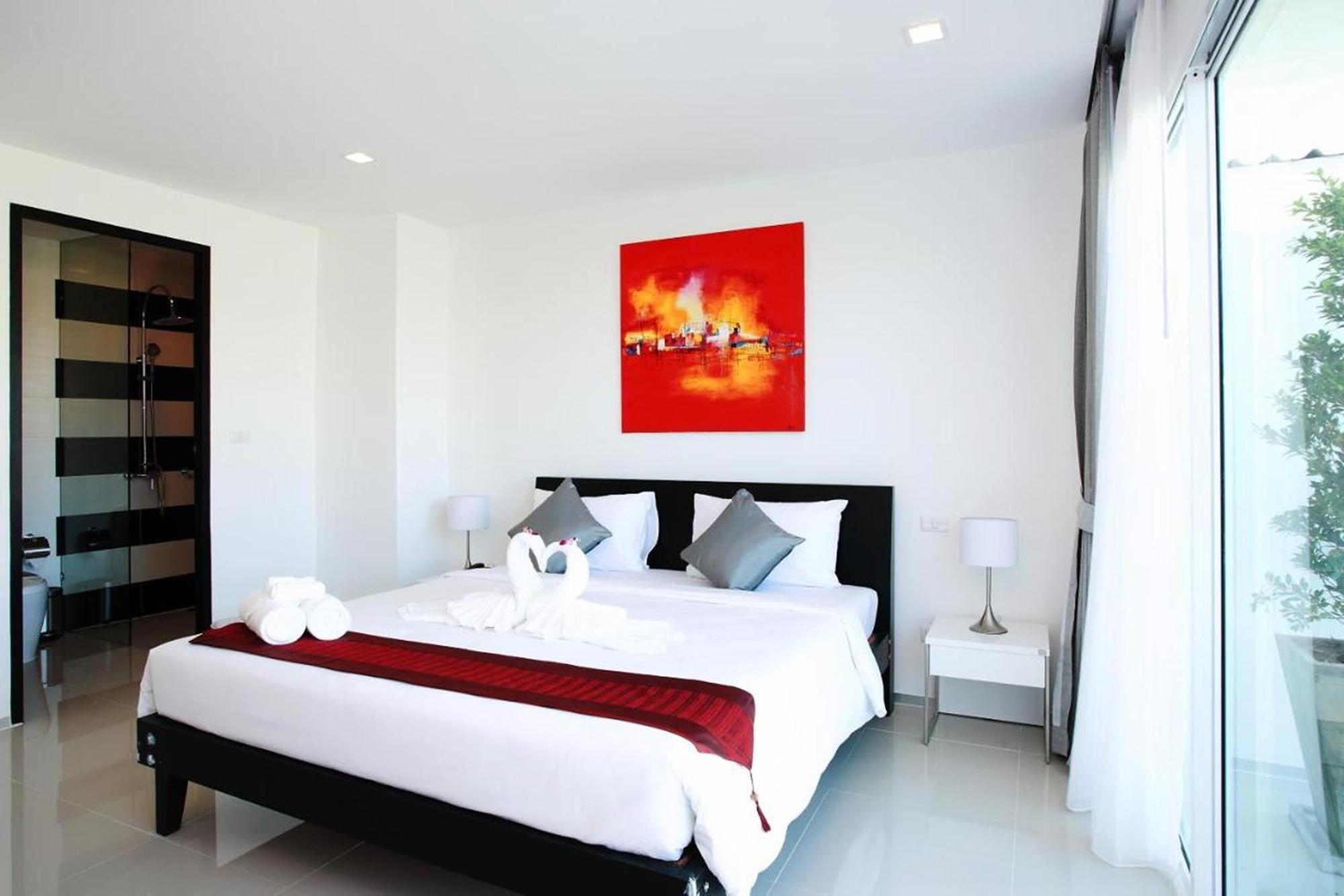 One World One Home Naiharn Hotel Rawai Extérieur photo