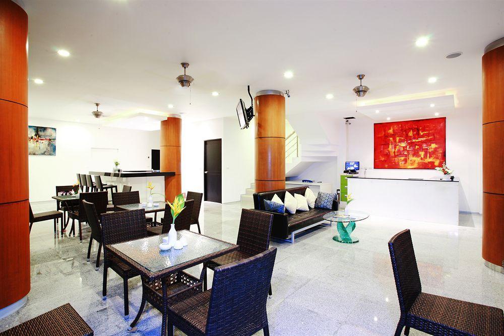 One World One Home Naiharn Hotel Rawai Extérieur photo